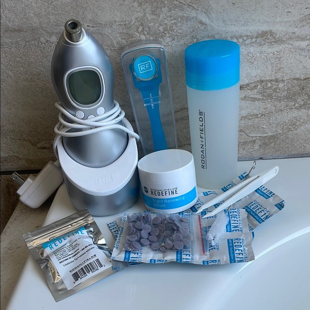 Rodan + Fields Bundle (tools)